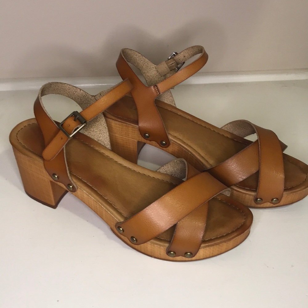 MIA Clog Sandals Size 9